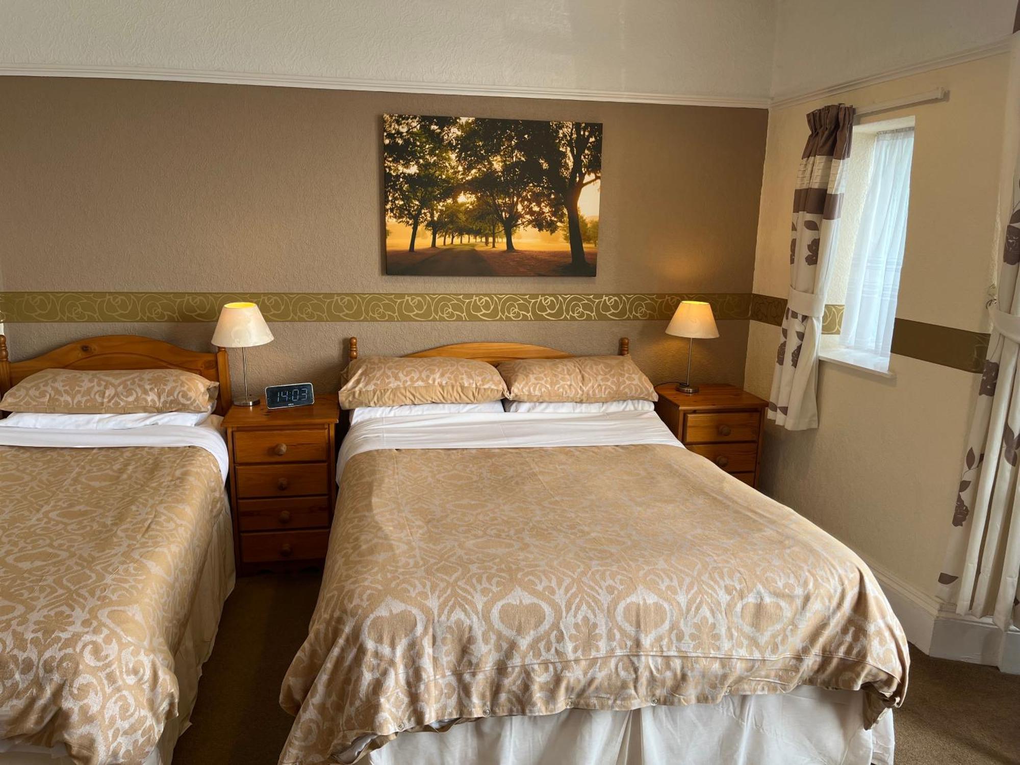Bed and Breakfast The Whiteley à Scarborough Extérieur photo